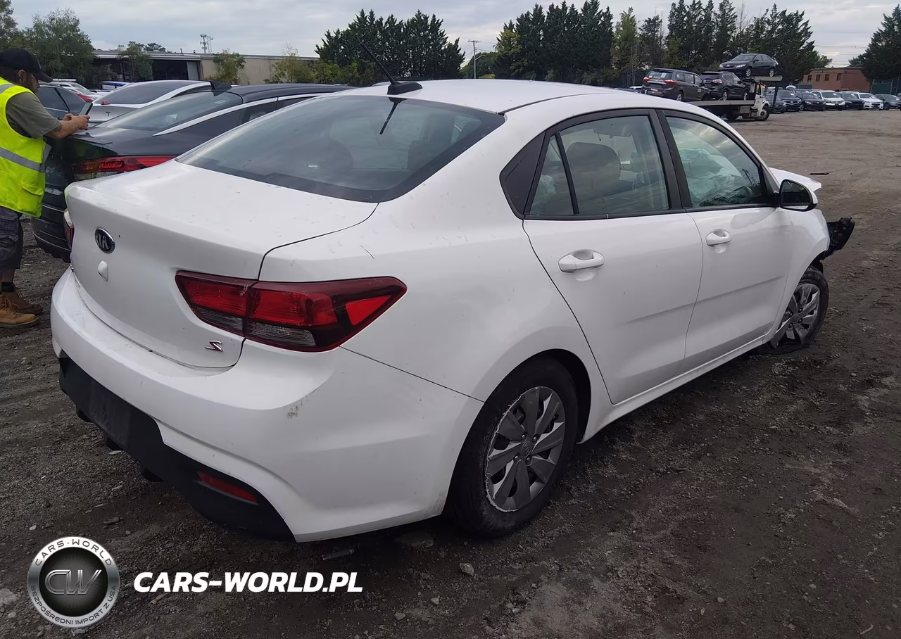 2018 Kia Rio S VIN:3KPA24AB9JE077867 - 4