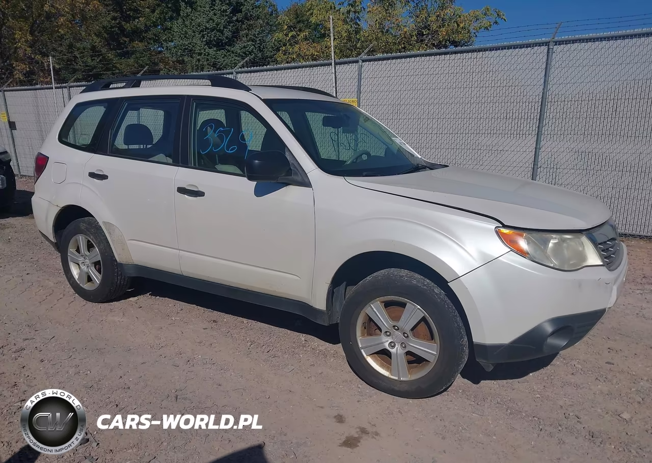 2010 Subaru Forester 2.5X – zdjęcie 1 z 12