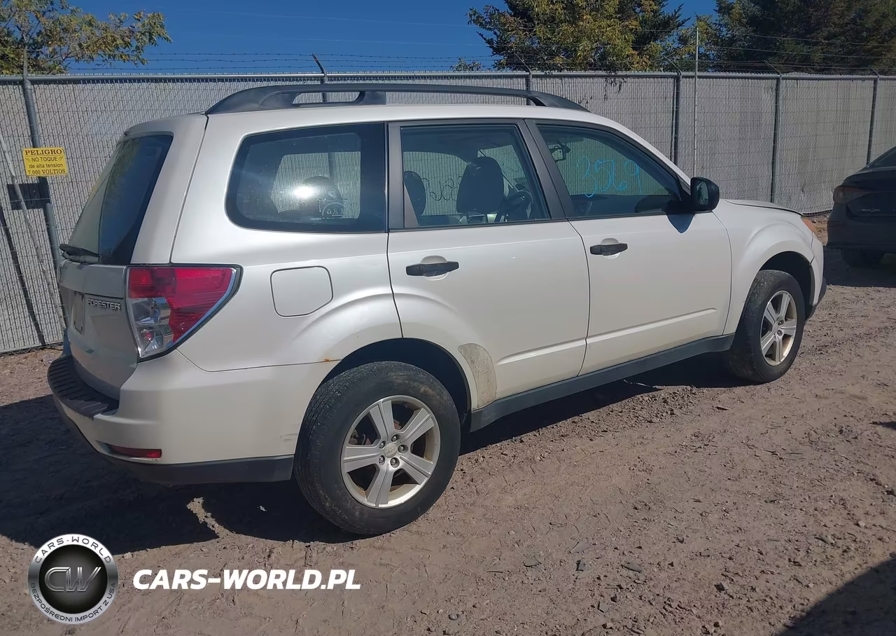2010 Subaru Forester 2.5X VIN:JF2SH6BC7AH796049 - 4