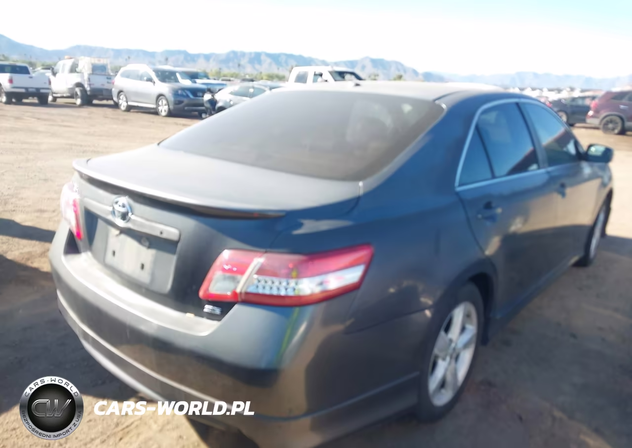 2010 Toyota Camry Se VIN:4T1BF3EK9AU100185 - 4