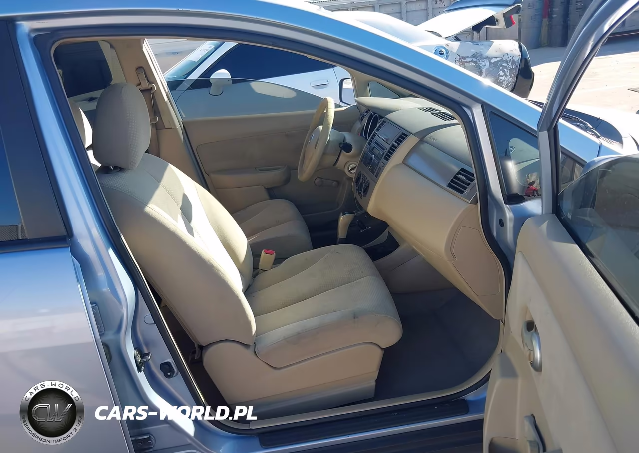 2010 Nissan Versa 1.8S VIN:3N1BC1CP5AL456646 - 5