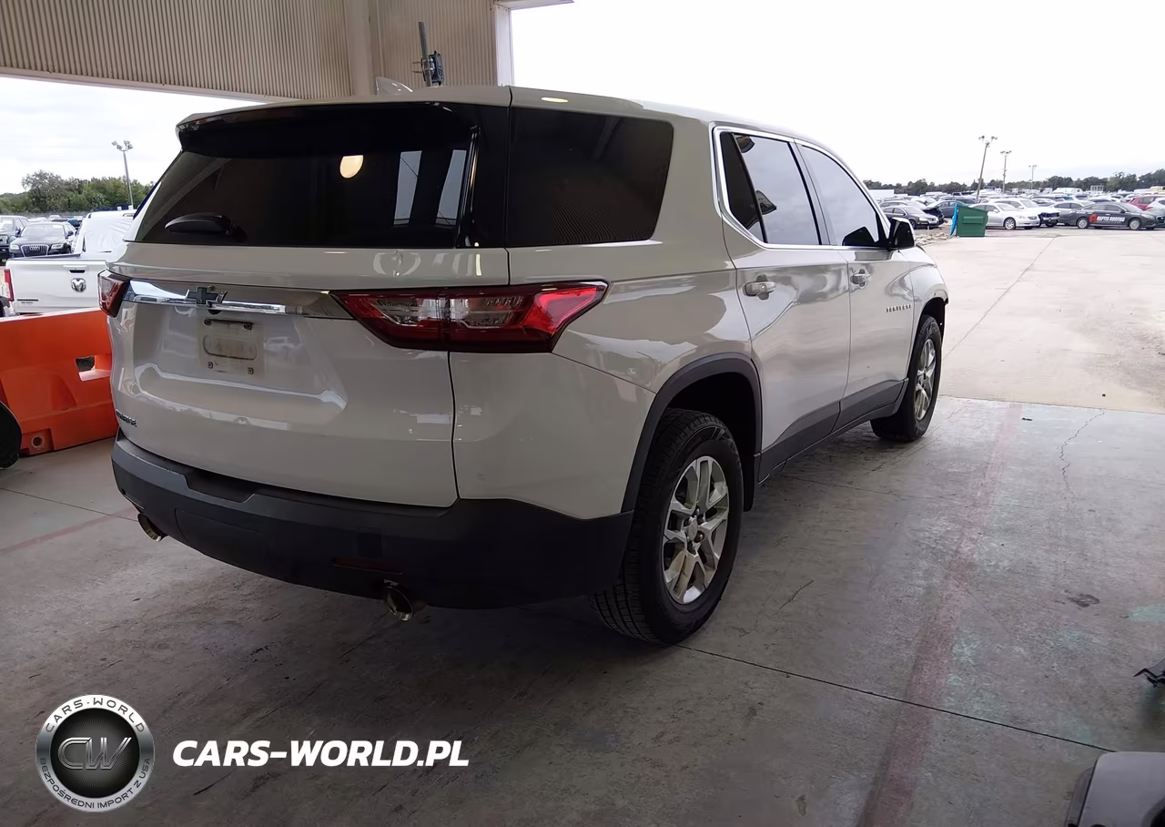 2019 Chevrolet Traverse Ls VIN:1GNERFKW0KJ140389 - 4