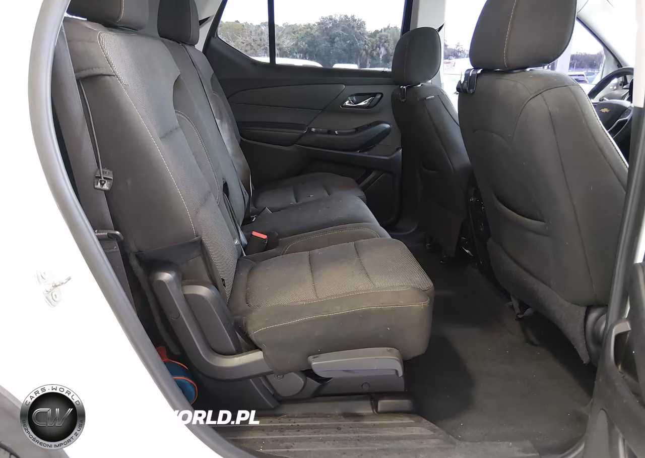 2019 Chevrolet Traverse Ls VIN:1GNERFKW0KJ140389 - 8