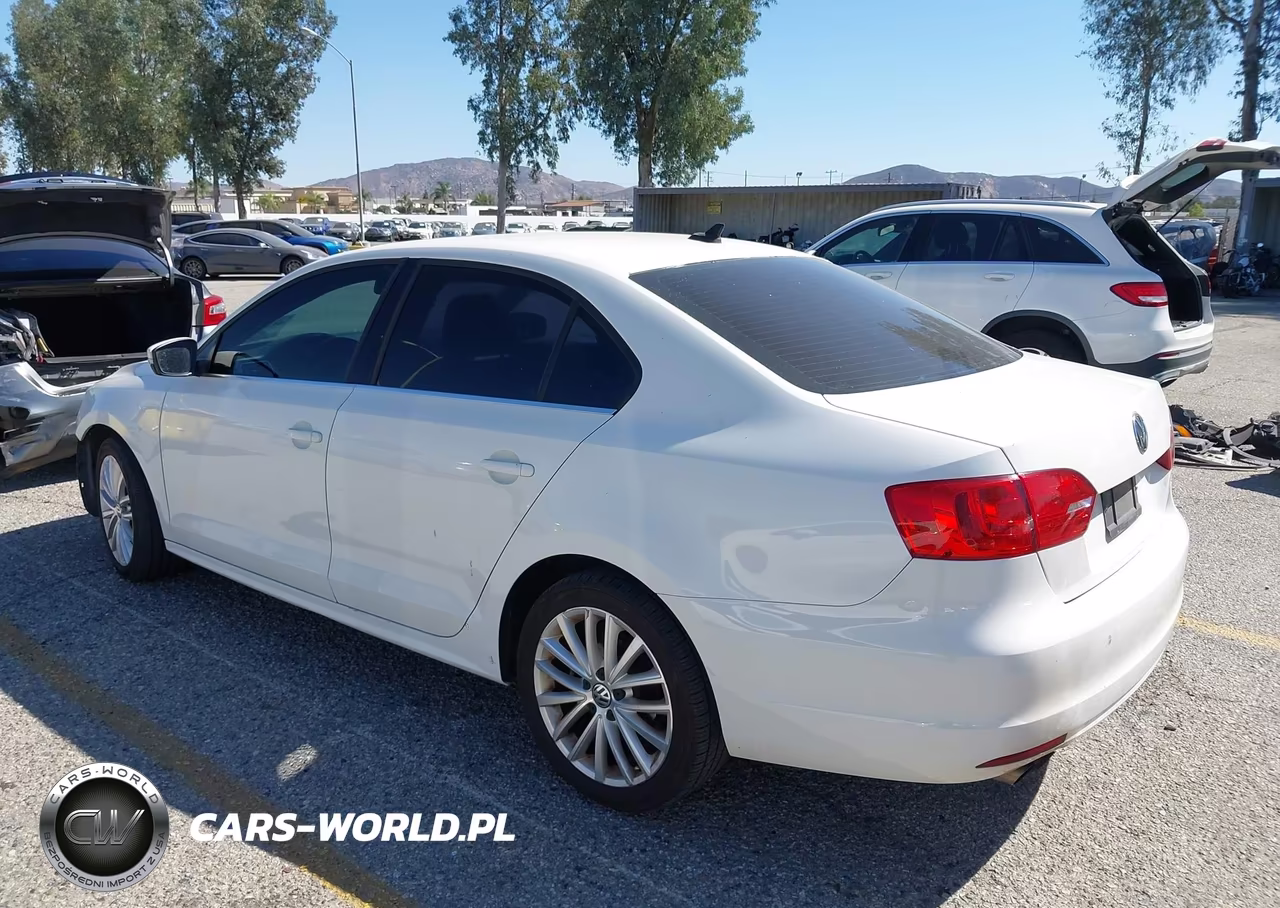 2013 Volkswagen Jetta 2.0L Tdi VIN:3VWLL7AJ3DM358486 - 3