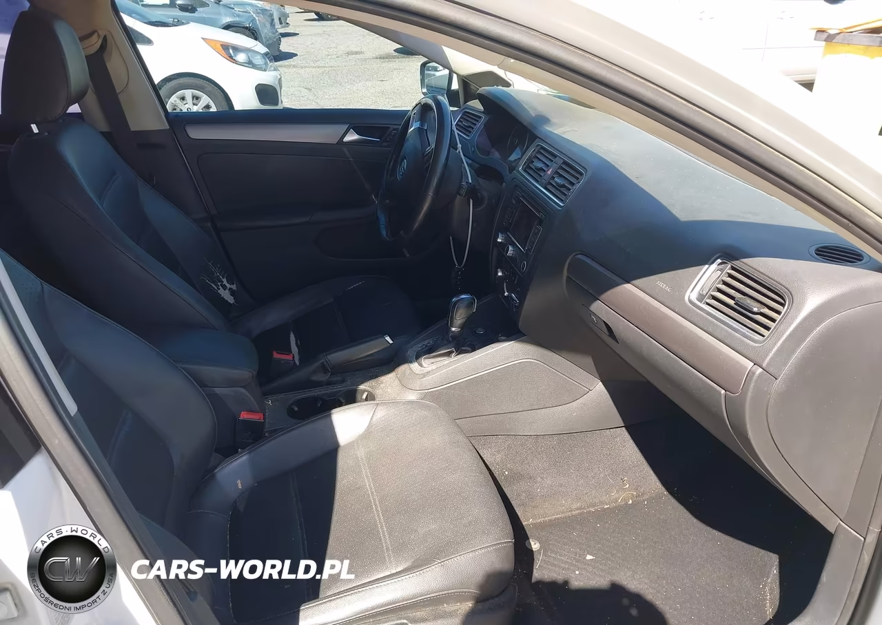 2013 Volkswagen Jetta 2.0L Tdi VIN:3VWLL7AJ3DM358486 - 5
