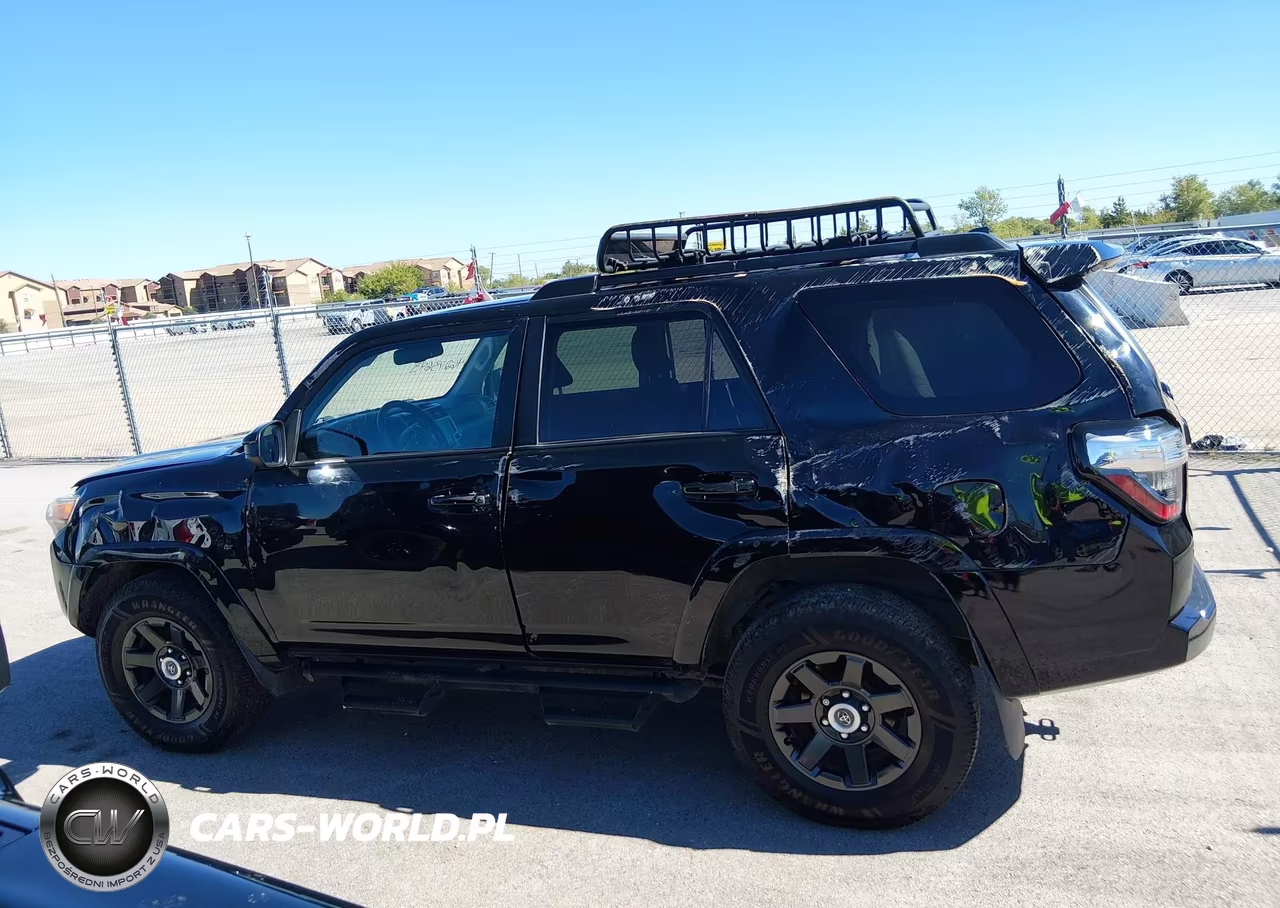 2021 Toyota 4Runner Trail Edition VIN:JTEBU5JR1M5924443 - 14