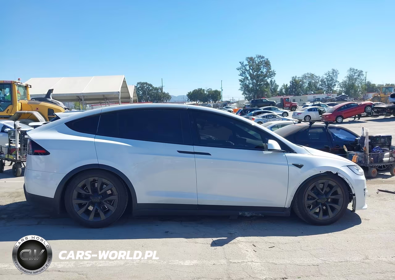 2022 Tesla Model X Dual Motor All-Wheel Drive VIN:7SAXCBE59NF364063 - 13