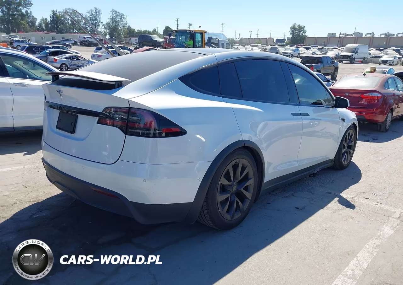 2022 Tesla Model X Dual Motor All-Wheel Drive VIN:7SAXCBE59NF364063 - 4