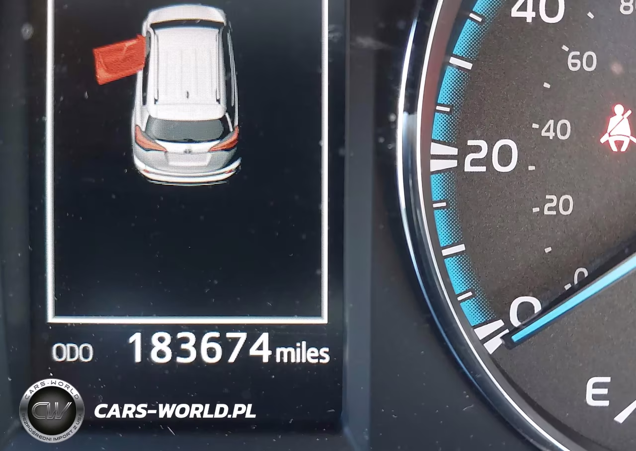 2018 Toyota Rav4 Hybrid Xle VIN:JTMRJREV2JD203124 - 15