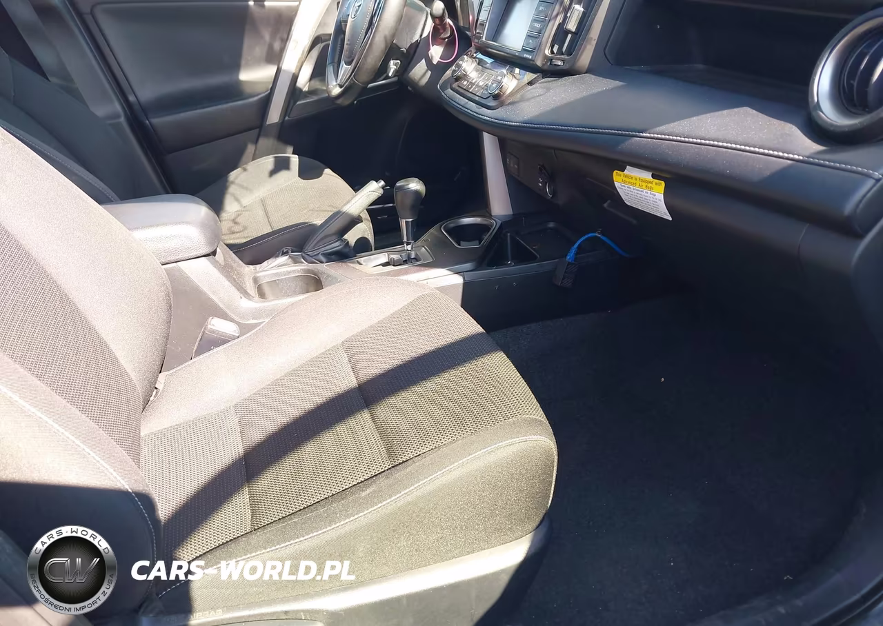 2018 Toyota Rav4 Hybrid Xle VIN:JTMRJREV2JD203124 - 5