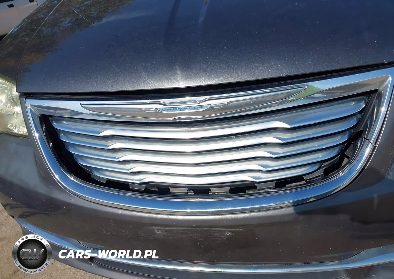 2016 Chrysler Town & Country Touring VIN:2C4RC1BG2GR279899 - 6