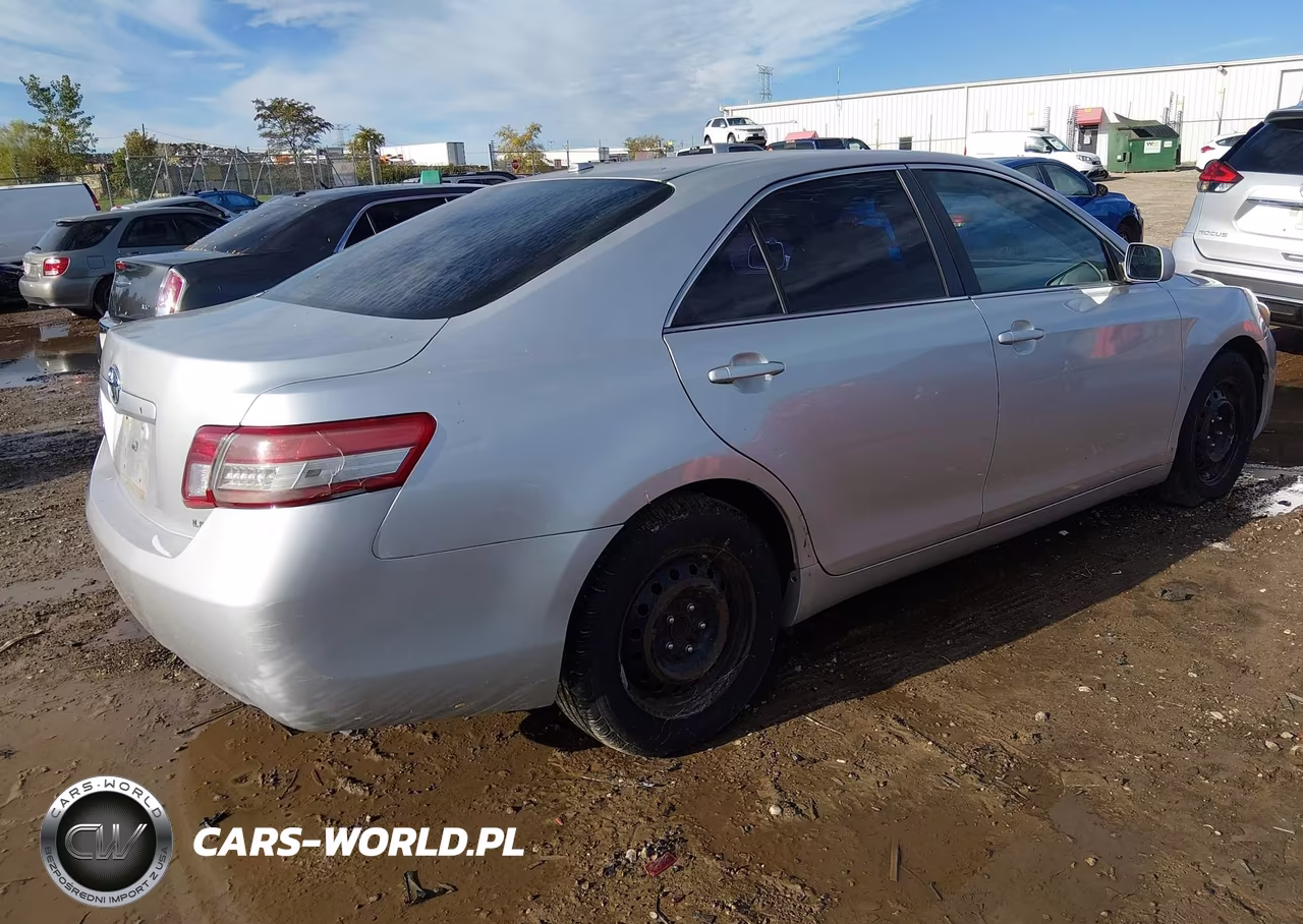 2010 Toyota Camry Le VIN:4T1BF3EK3AU080838 - 4