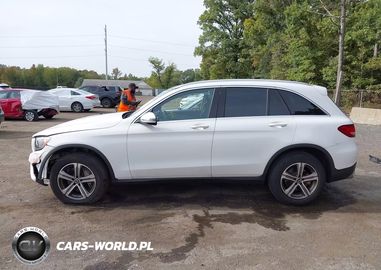 2019 Mercedes-Benz Glc 300 4Matic VIN:WDC0G4KB8KV148866 - 14
