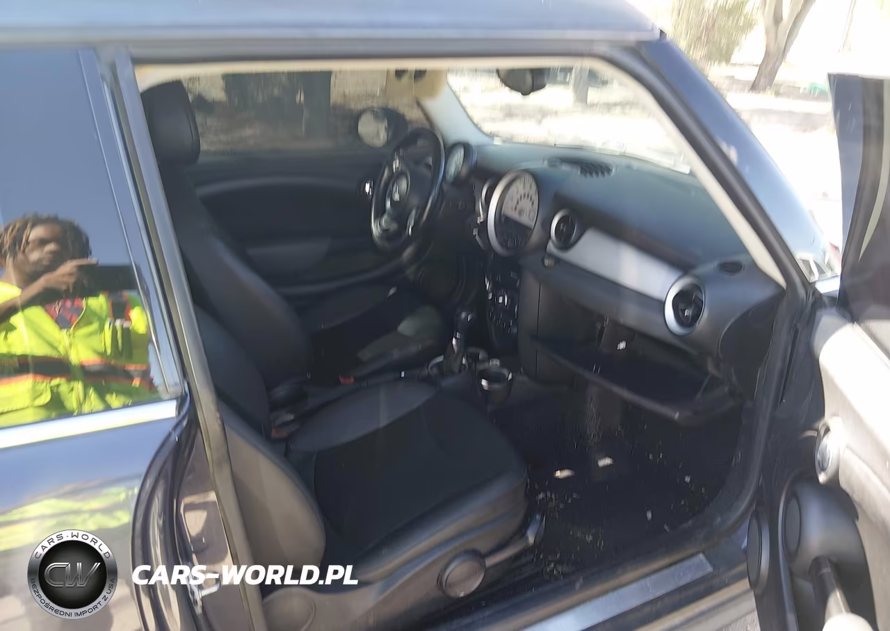 2012 Mini Cooper Clubman VIN:WMWZF3C5XCT489103 - 5