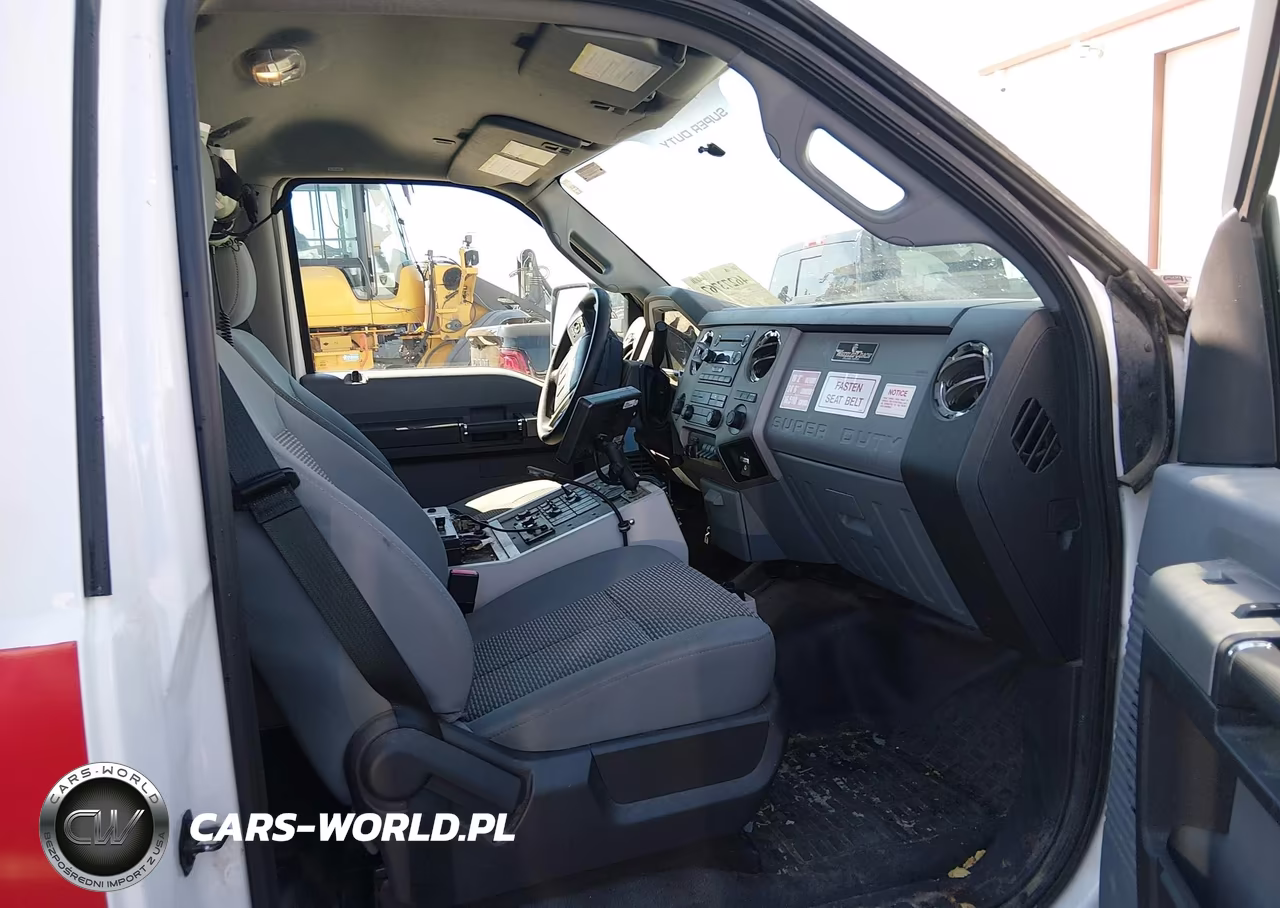 2016 Ford F-450 Chassis Xlt VIN:1FDUF4HT4GEB87421 - 5