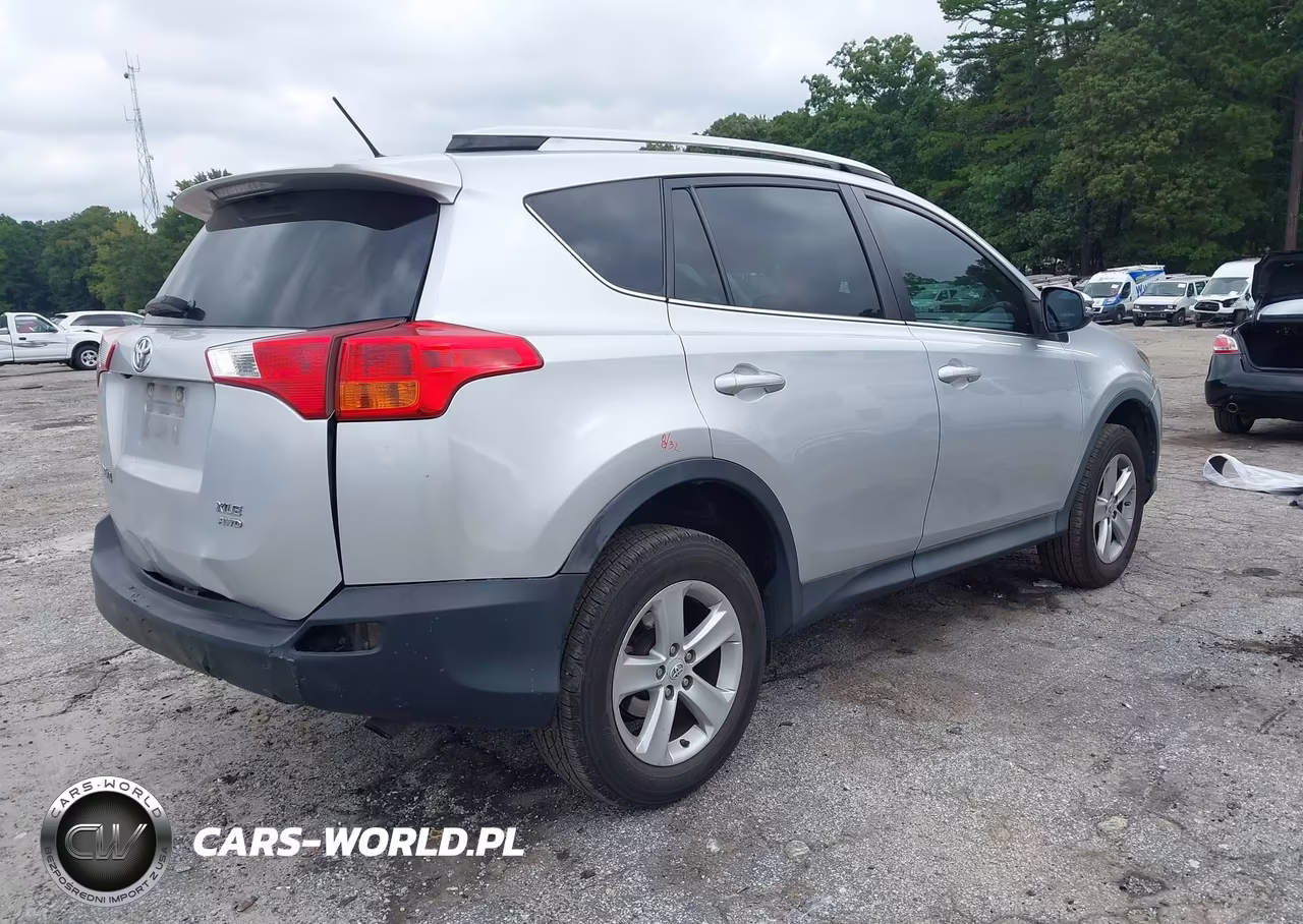 2014 Toyota Rav4 Xle VIN:2T3RFREVXEW204483 - 4