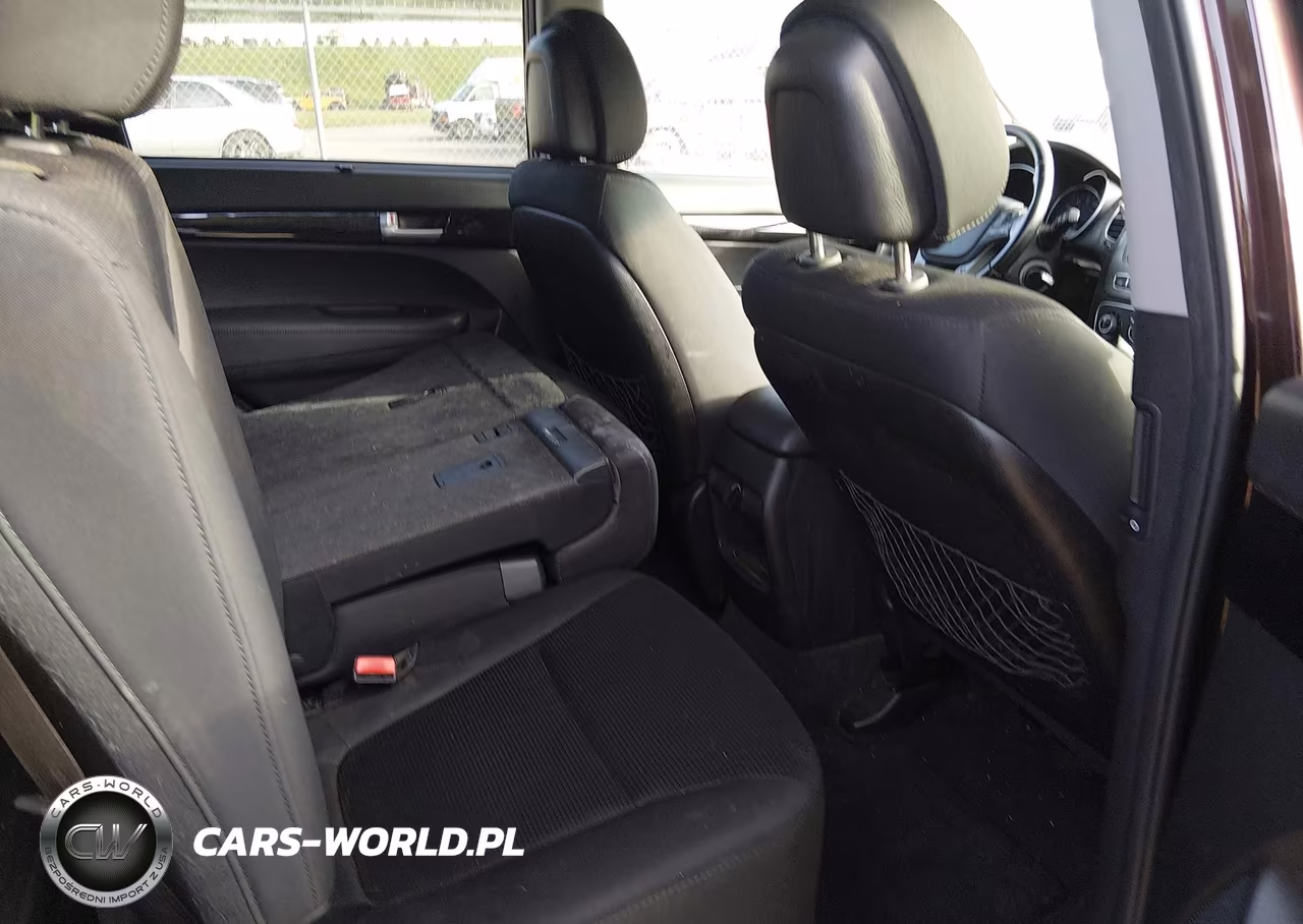 2015 Kia Sorento Lx VIN:5XYKT4A60FG592450 - 8