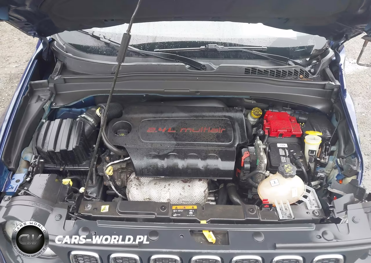 2018 Jeep Renegade Latitude 4X4 VIN:ZACCJBBB4JPH66376 - 10