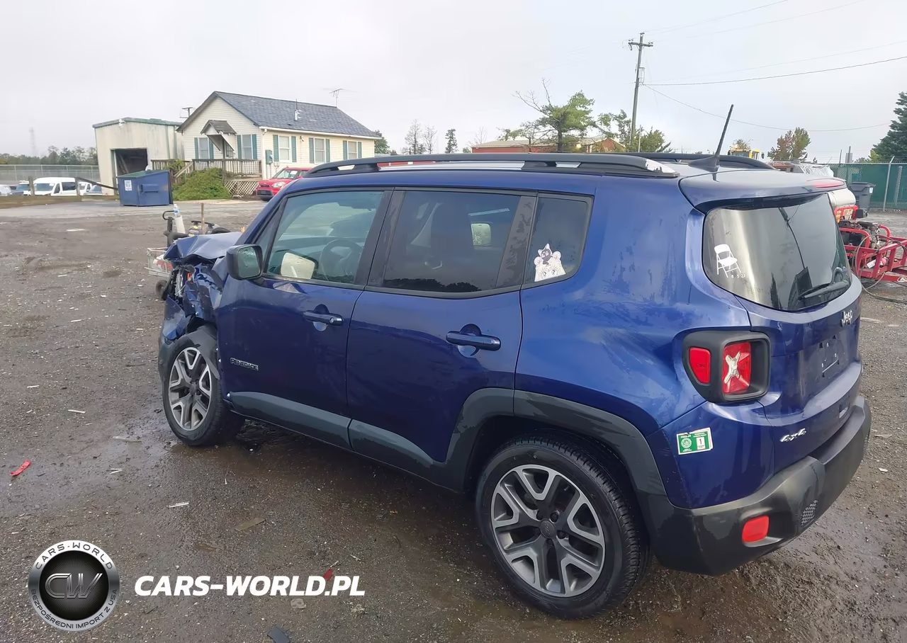 2018 Jeep Renegade Latitude 4X4 VIN:ZACCJBBB4JPH66376 - 3