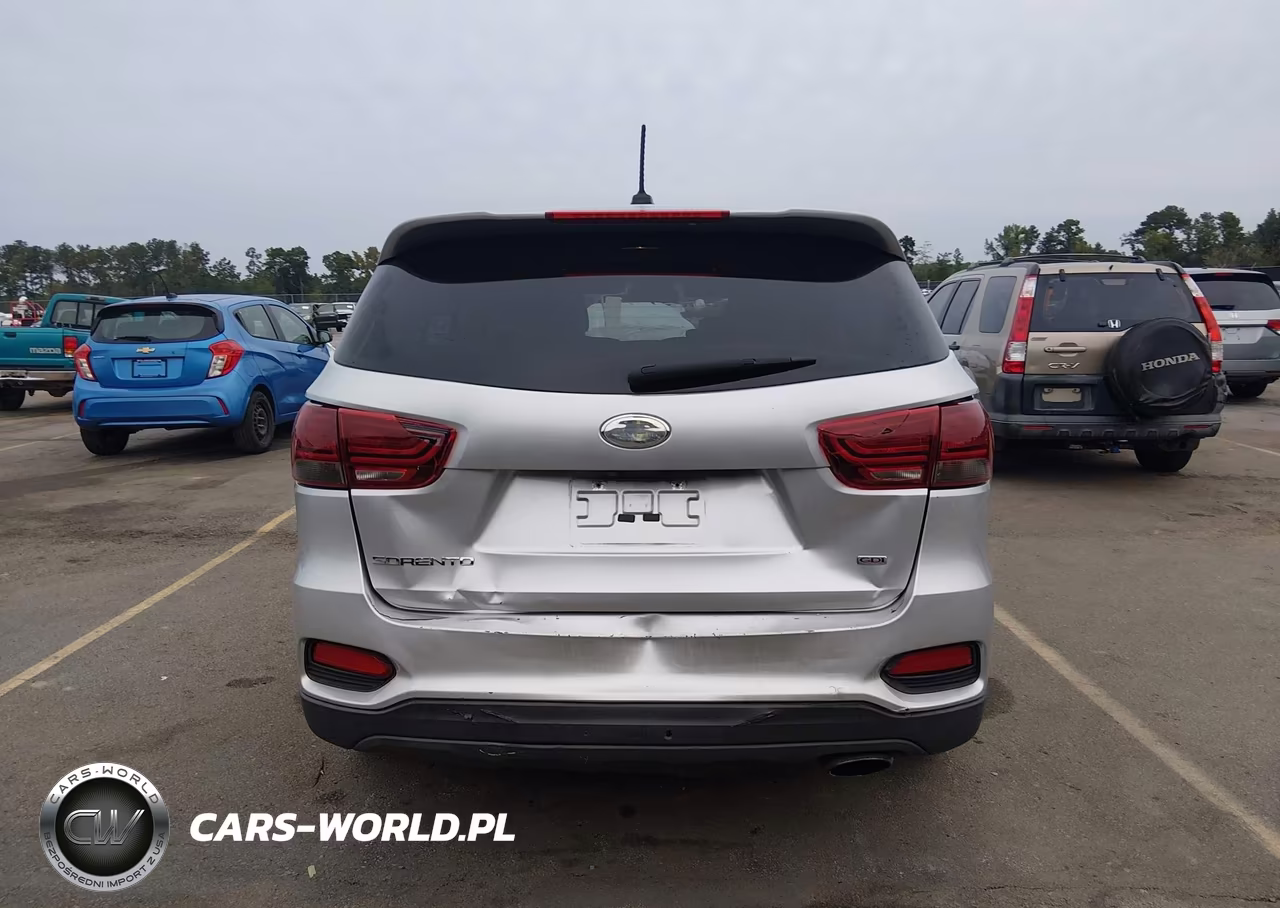 2019 Kia Sorento 2.4L L VIN:5XYPG4A39KG577777 - 16