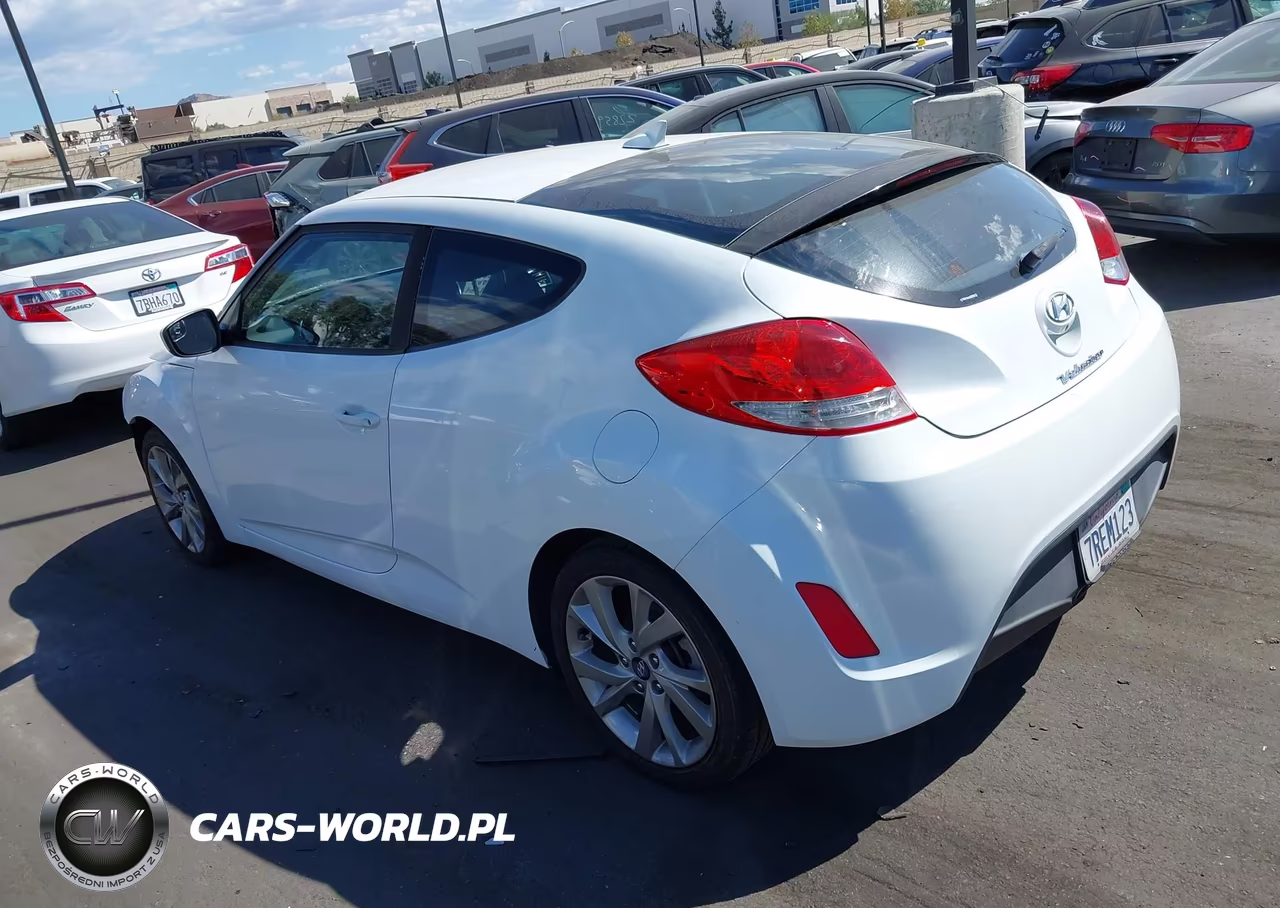 2016 Hyundai Veloster VIN:KMHTC6AD9GU270755 - 3