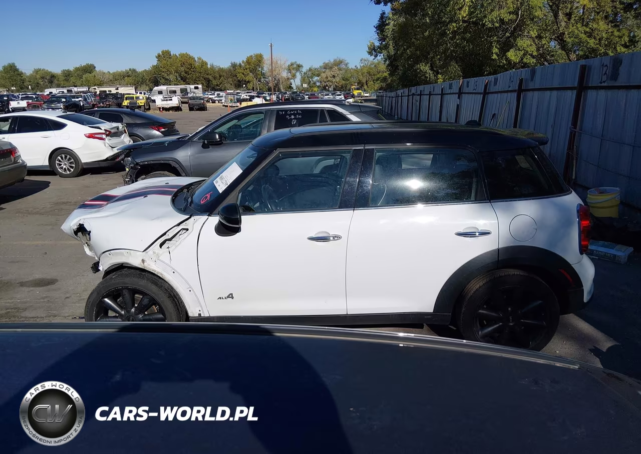 2011 Mini Cooper S Countryman VIN:WMWZC5C5XBWL53667 - 15