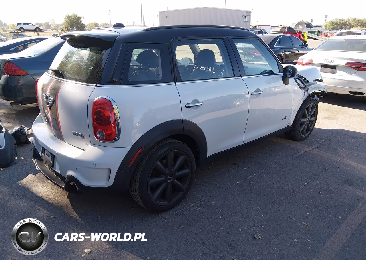 2011 Mini Cooper S Countryman VIN:WMWZC5C5XBWL53667 - 4