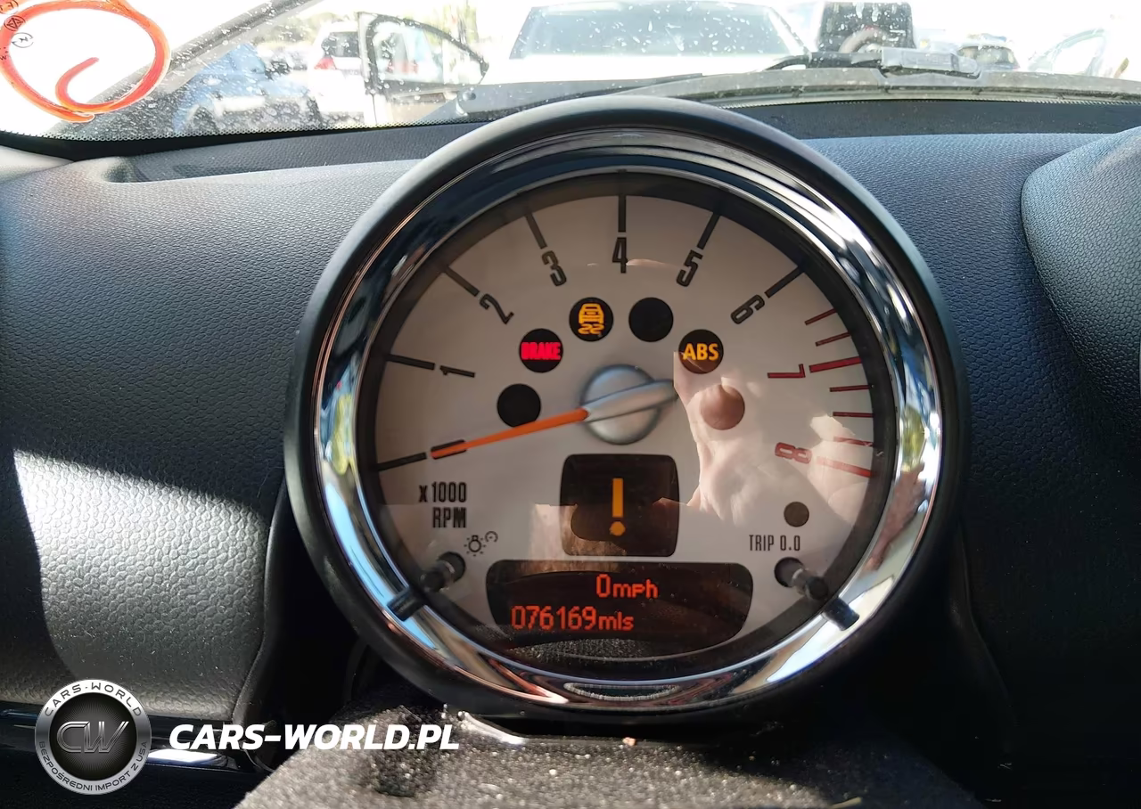 2011 Mini Cooper S Countryman VIN:WMWZC5C5XBWL53667 - 7