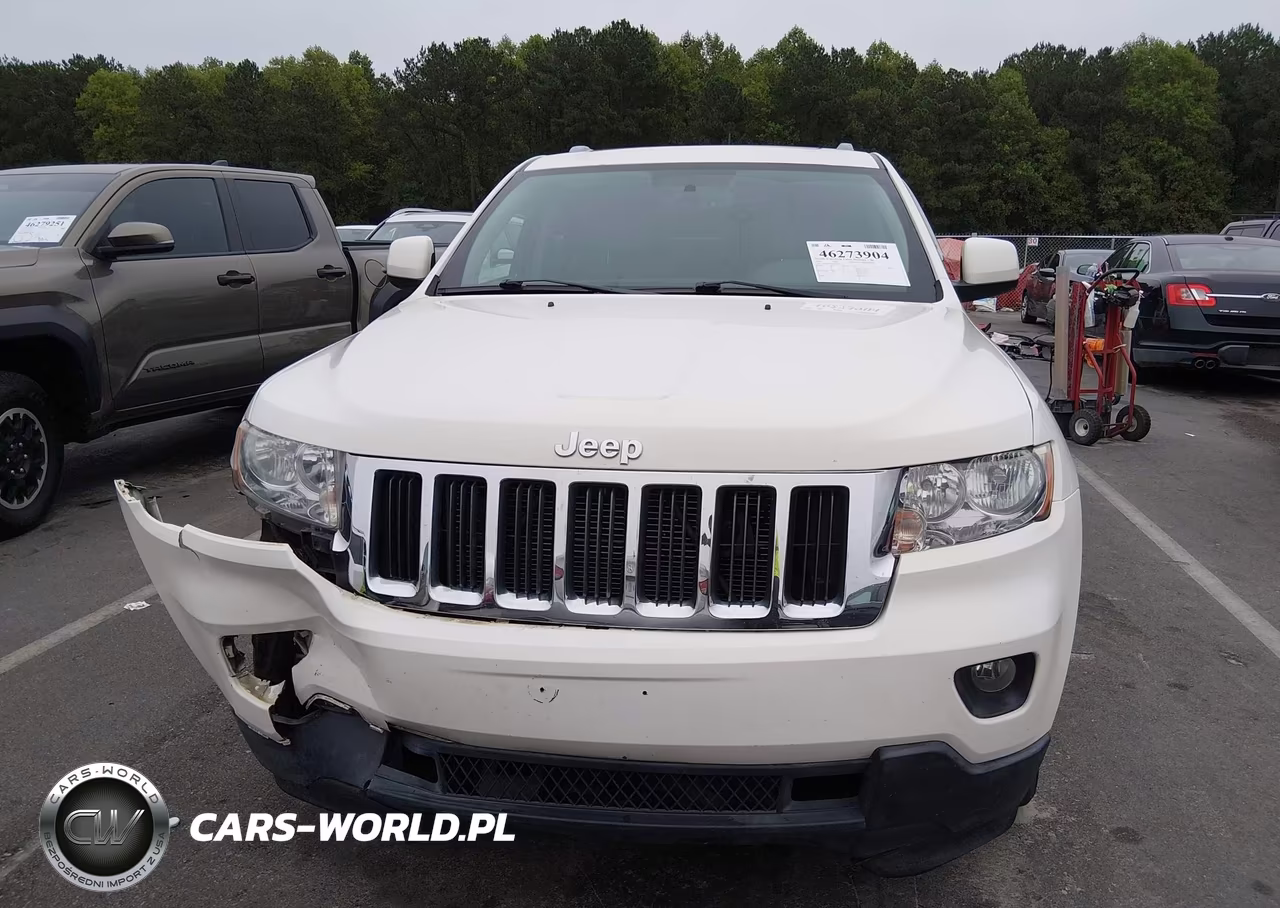 2012 Jeep Grand Cherokee Laredo VIN:1C4RJEAG2CC201883 - 12