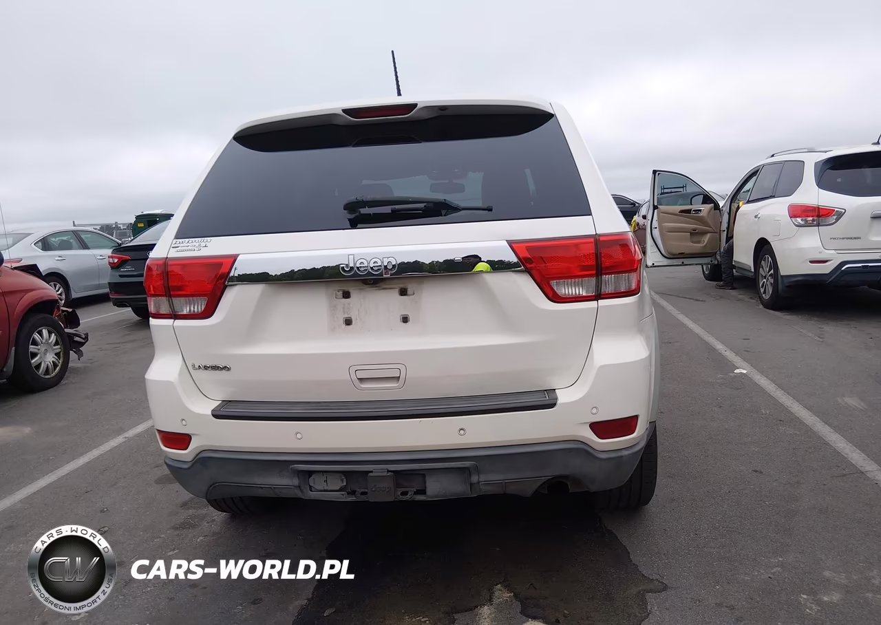 2012 Jeep Grand Cherokee Laredo VIN:1C4RJEAG2CC201883 - 16