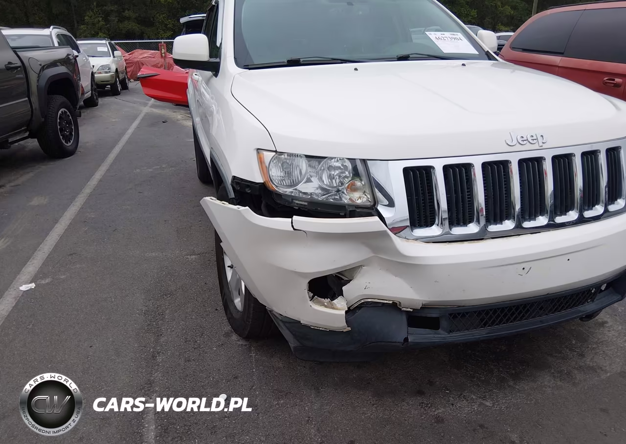 2012 Jeep Grand Cherokee Laredo VIN:1C4RJEAG2CC201883 - 6