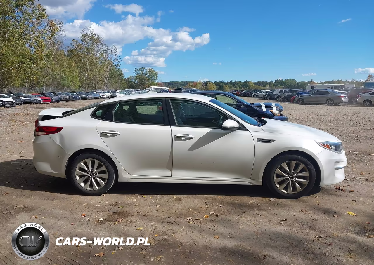 2018 Kia Optima Lx VIN:5XXGT4L35JG258081 - 13