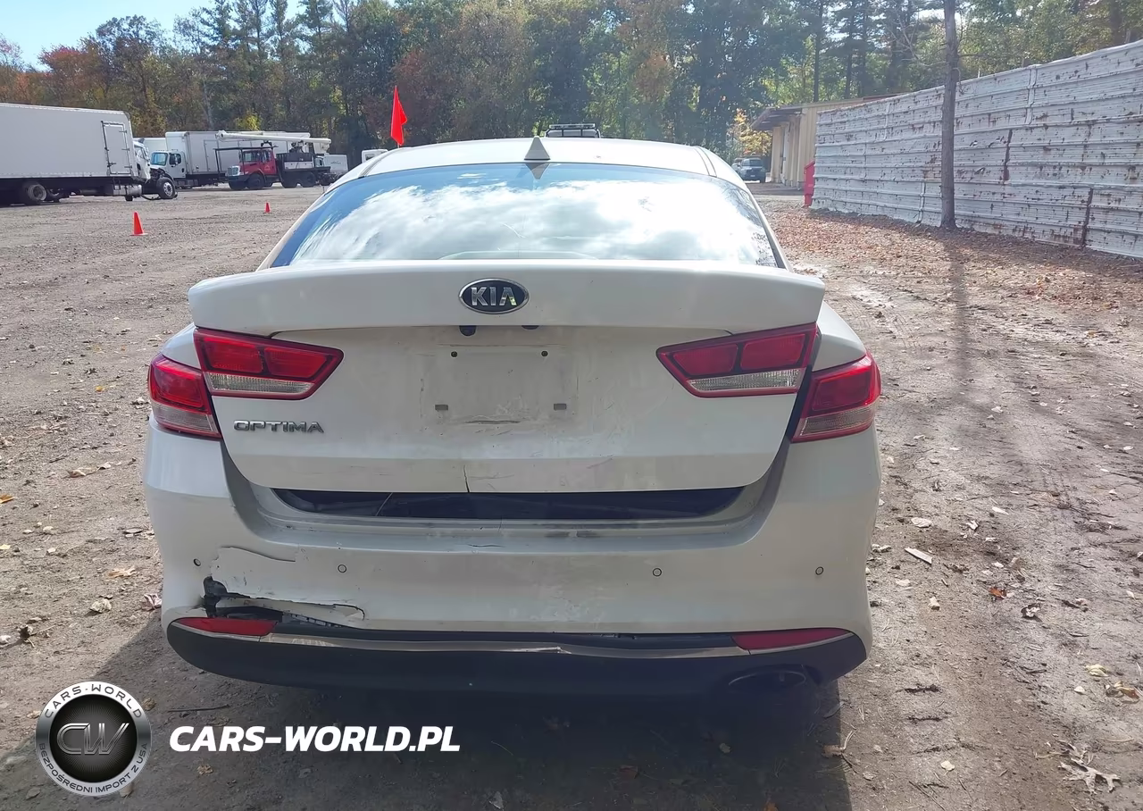 2018 Kia Optima Lx VIN:5XXGT4L35JG258081 - 16