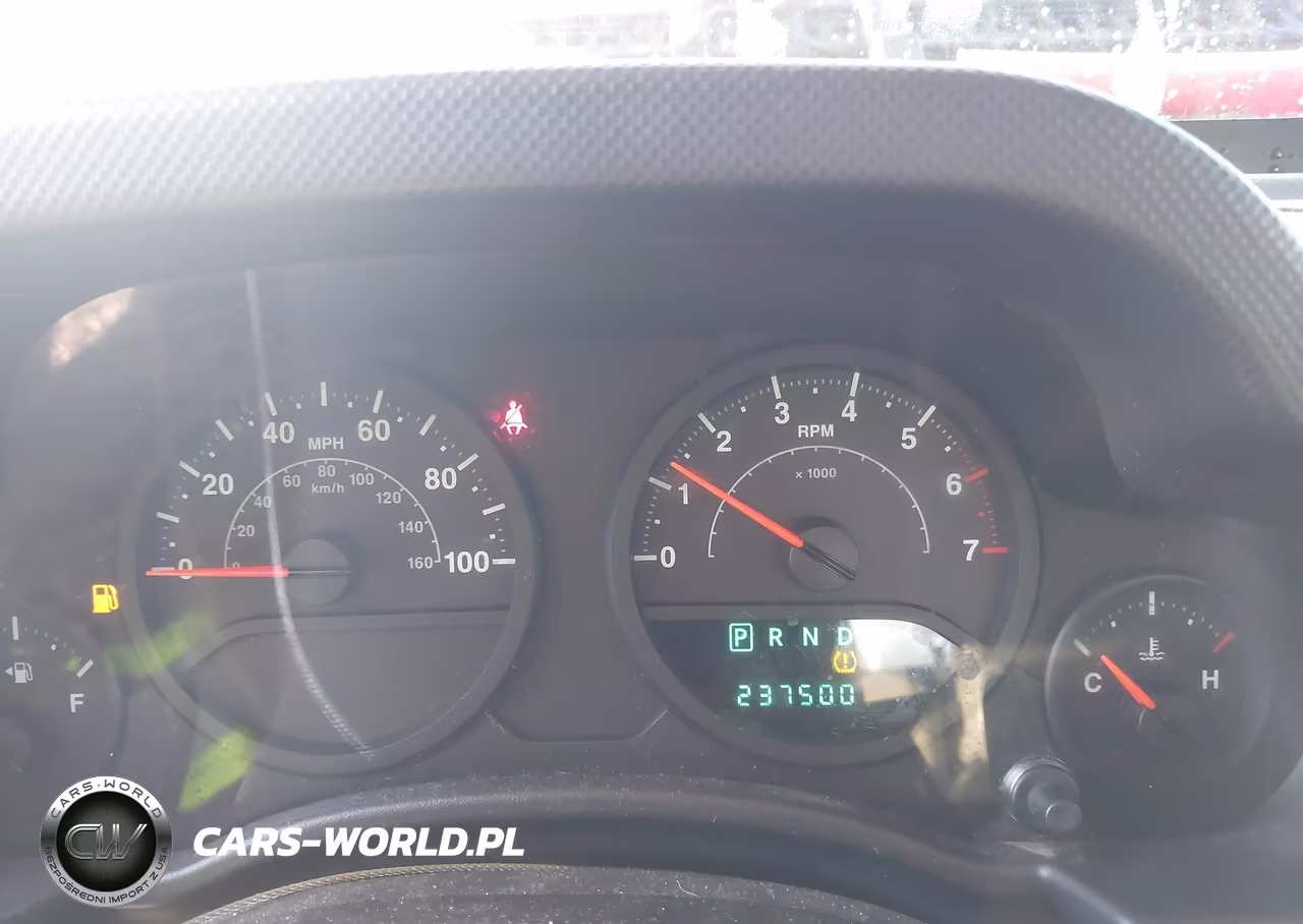 2008 Jeep Wrangler Unlimited X VIN:1J4GA391X8L548293 - 7