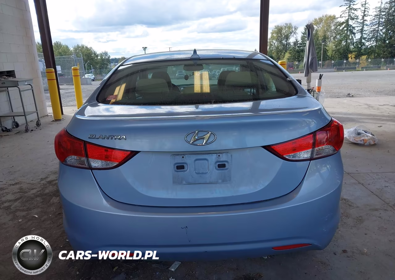 2013 Hyundai Elantra Gls VIN:KMHDH4AE9DU539089 - 16