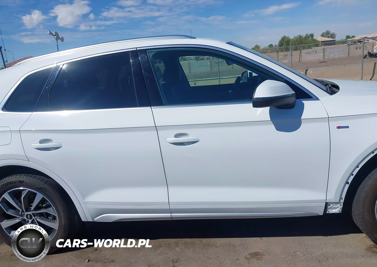 2023 Audi Q5 Premium Plus 45 Tfsi S Line Quattro VIN:WA1EAAFY1P2025360 - 14
