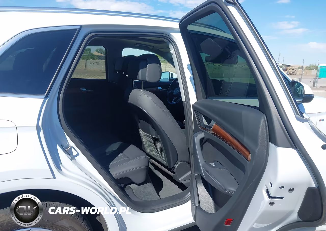 2023 Audi Q5 Premium Plus 45 Tfsi S Line Quattro VIN:WA1EAAFY1P2025360 - 8