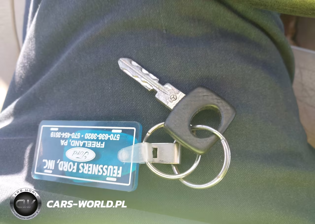 1994 Mercedes-Benz E 320 VIN:WDBEA32E6RC045953 - 11