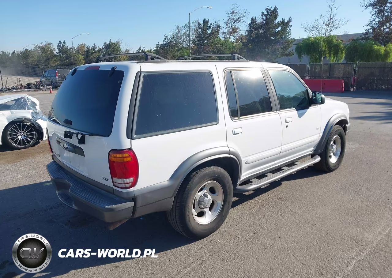 1999 Ford Explorer Eddie Bauer-Limited-Xlt VIN:1FMZU34E6XZB98698 - 4