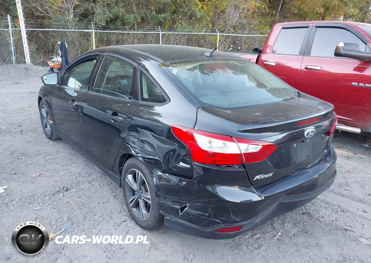 2014 Ford Focus Se VIN:1FADP3F28EL178242 - 3