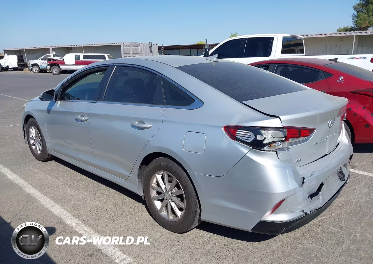 HYUNDAI SONATA SE VIN:5NPE24AF7JH701214 - 3