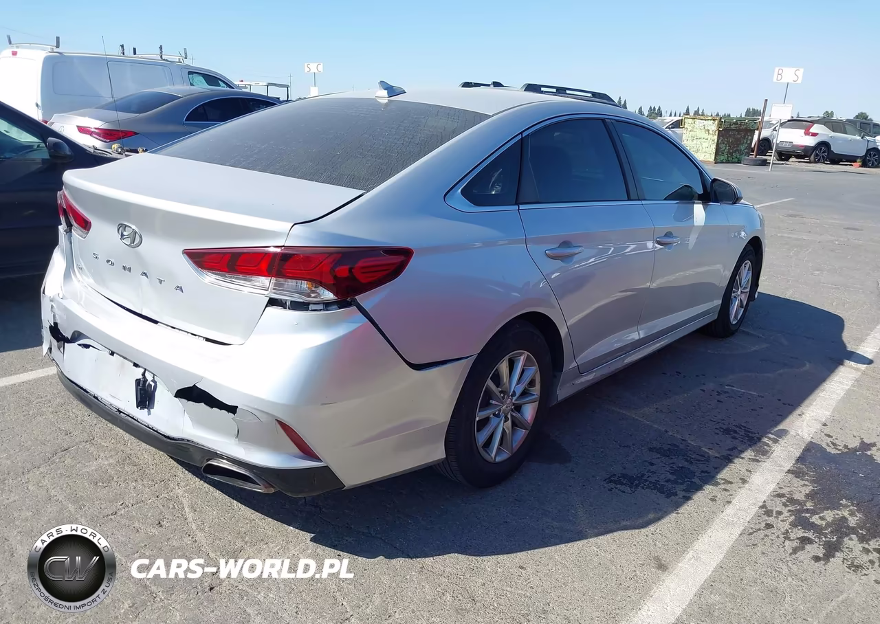 HYUNDAI SONATA SE VIN:5NPE24AF7JH701214 - 4