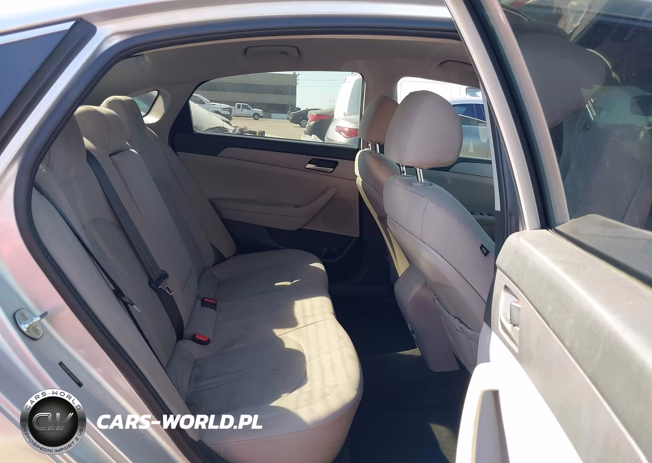 HYUNDAI SONATA SE VIN:5NPE24AF7JH701214 - 8