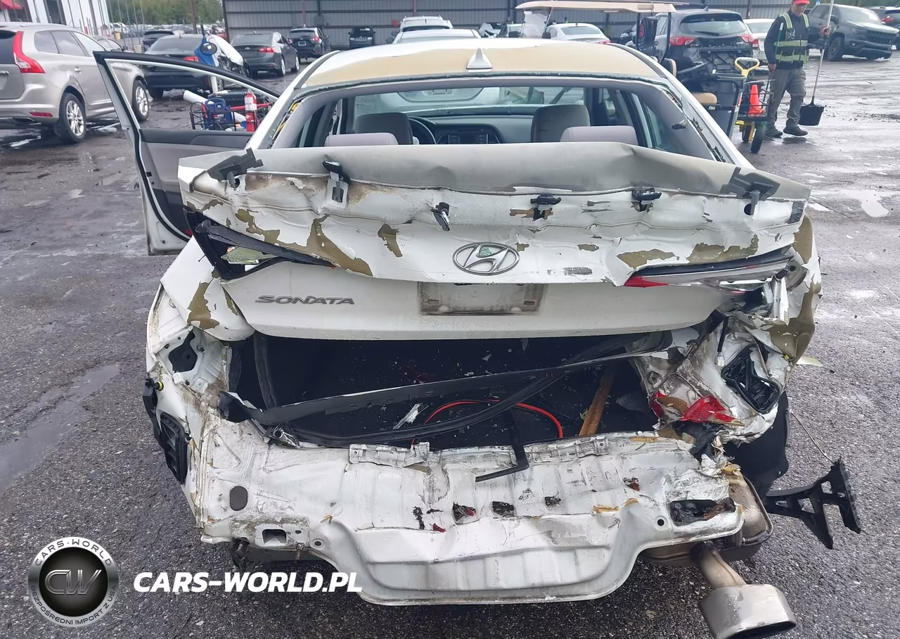 2017 Hyundai Sonata VIN:5NPE24AF9HH558471 - 6