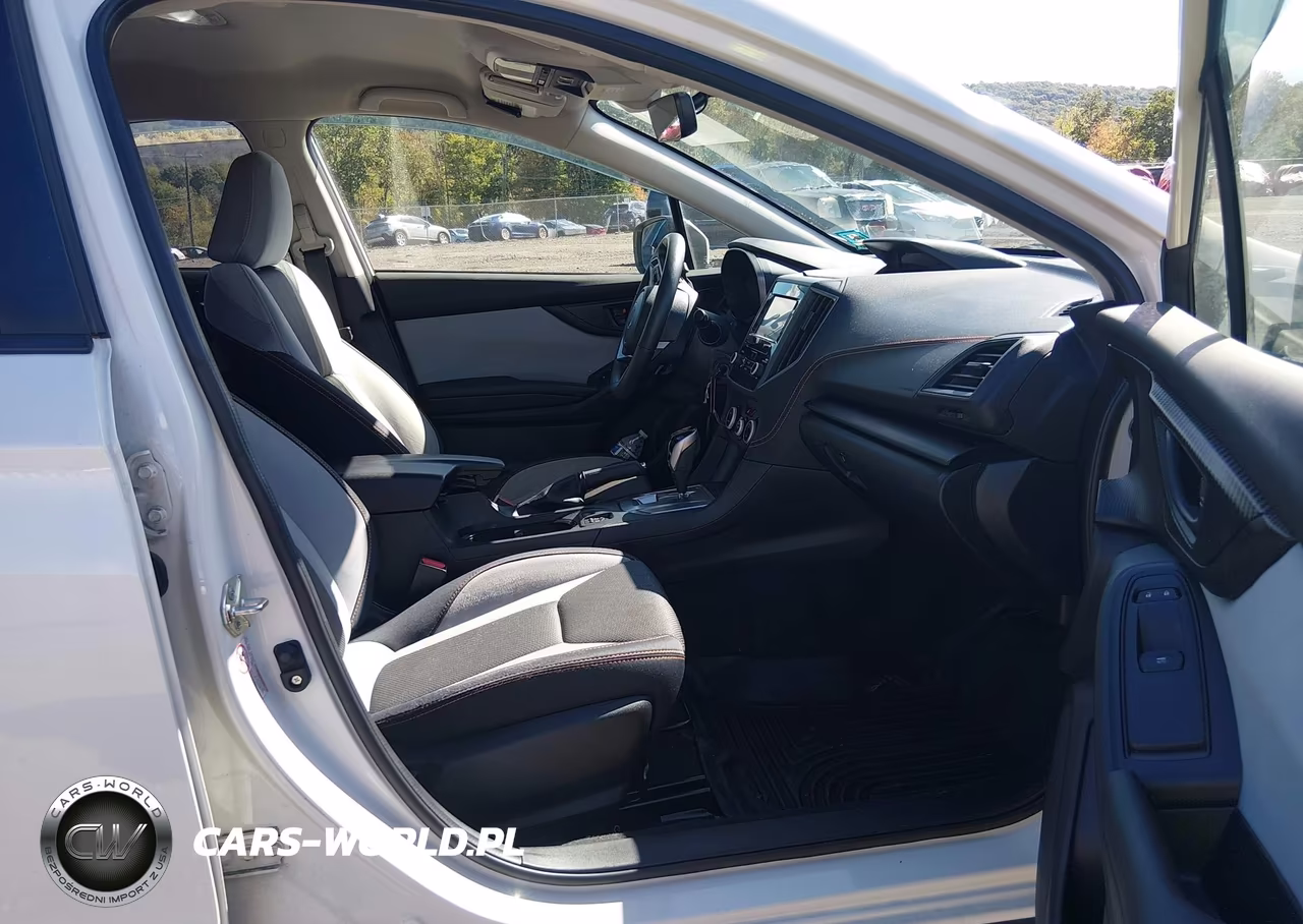 2020 Subaru Crosstrek Premium VIN:JF2GTAPC1L8214563 - 5