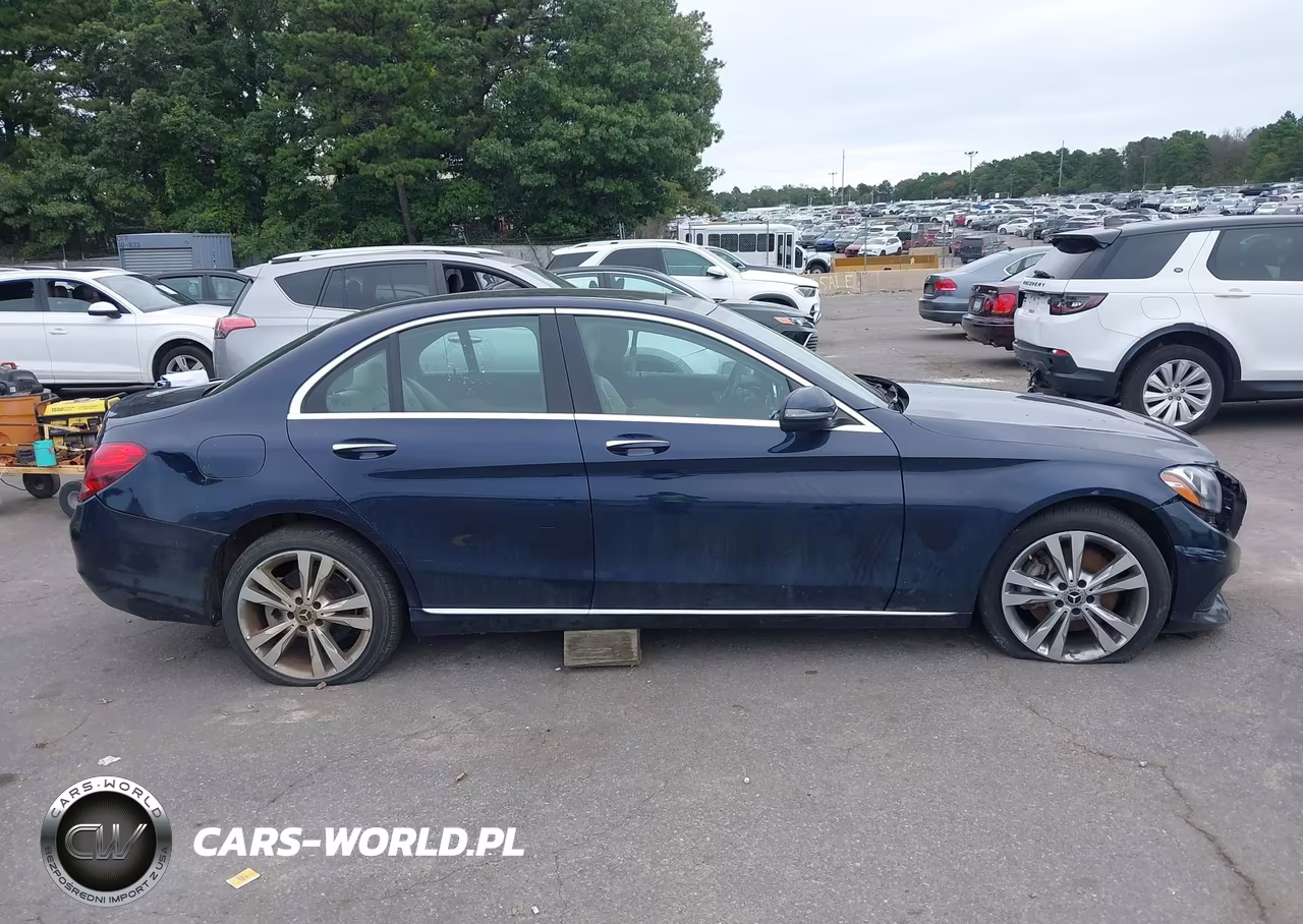 2018 Mercedes-Benz C 300 4Matic VIN:WDDWF4KB7JR422185 - 13