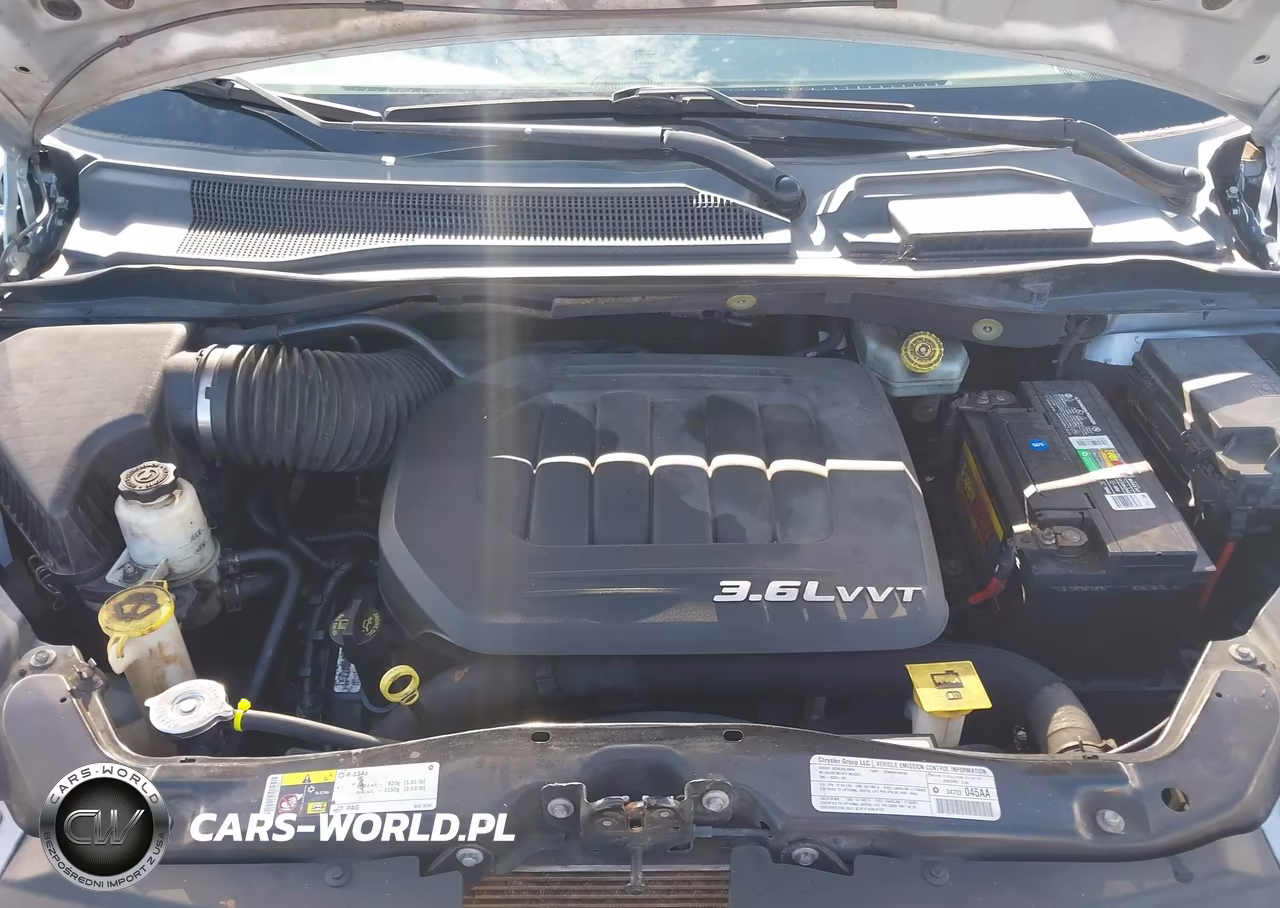 2013 Chrysler Town & Country Touring VIN:2C4RC1BG8DR681731 - 10