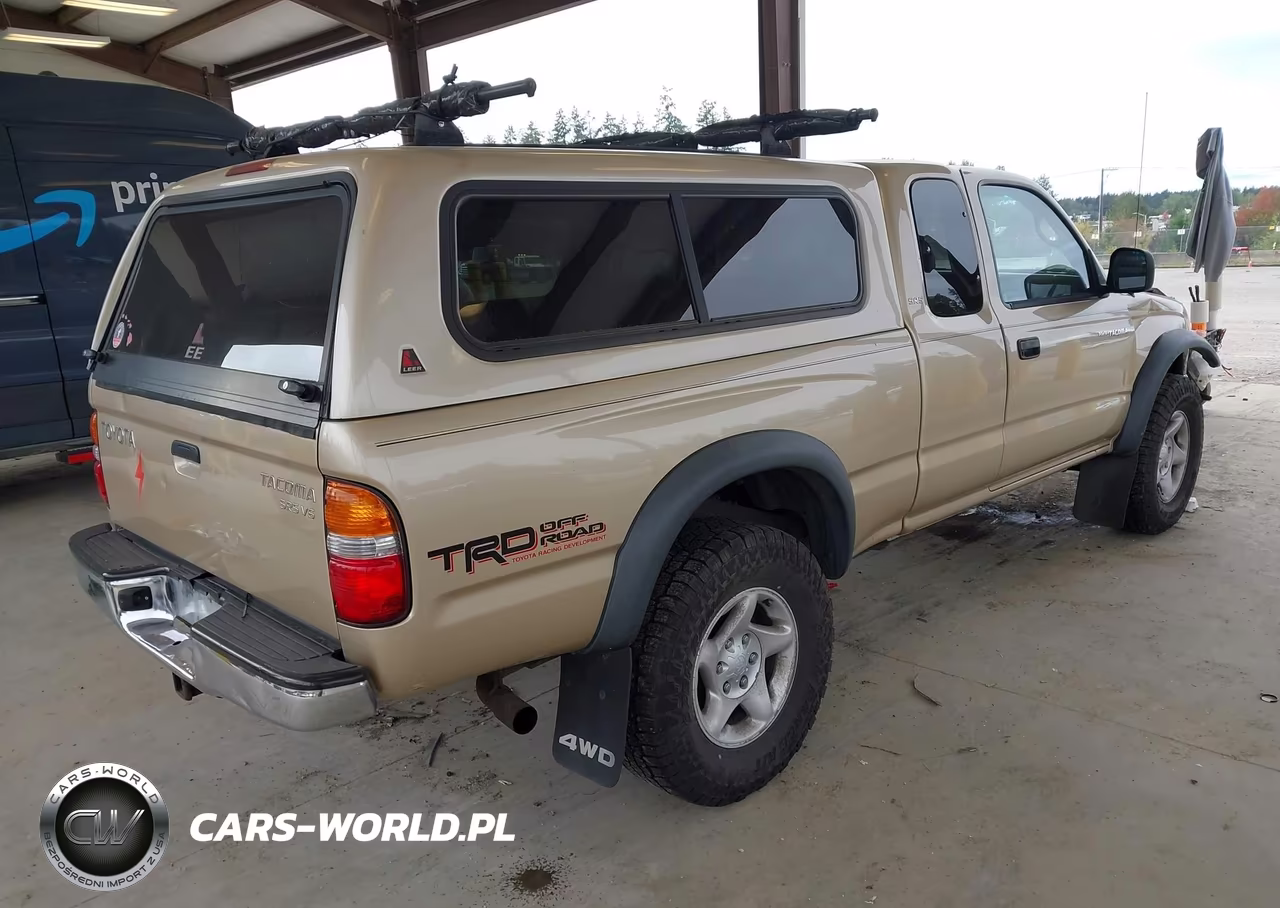 2003 Toyota Tacoma Base V6 VIN:5TEWN72N63Z273803 - 4