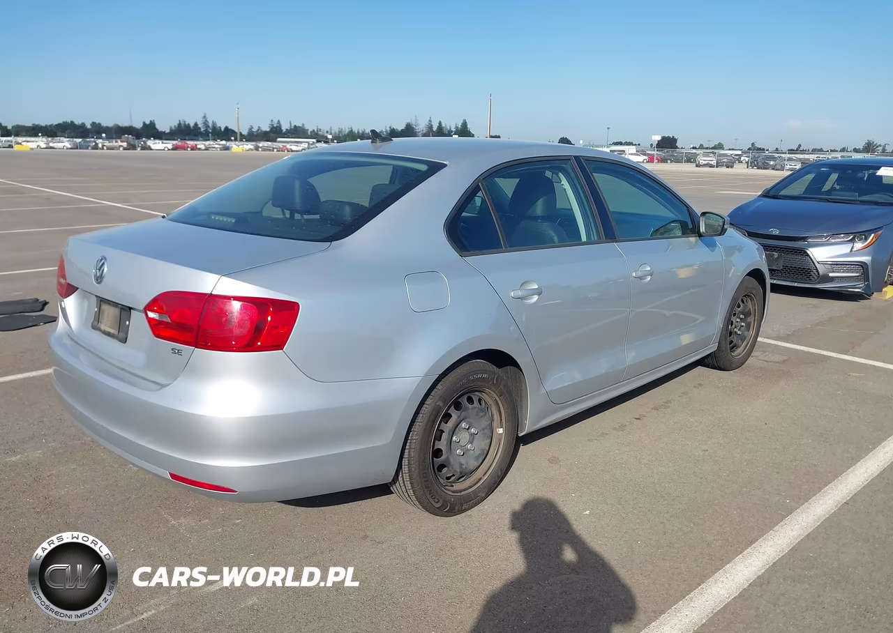 2014 Volkswagen Jetta 1.8T Se VIN:3VWD17AJ3EM360783 - 4