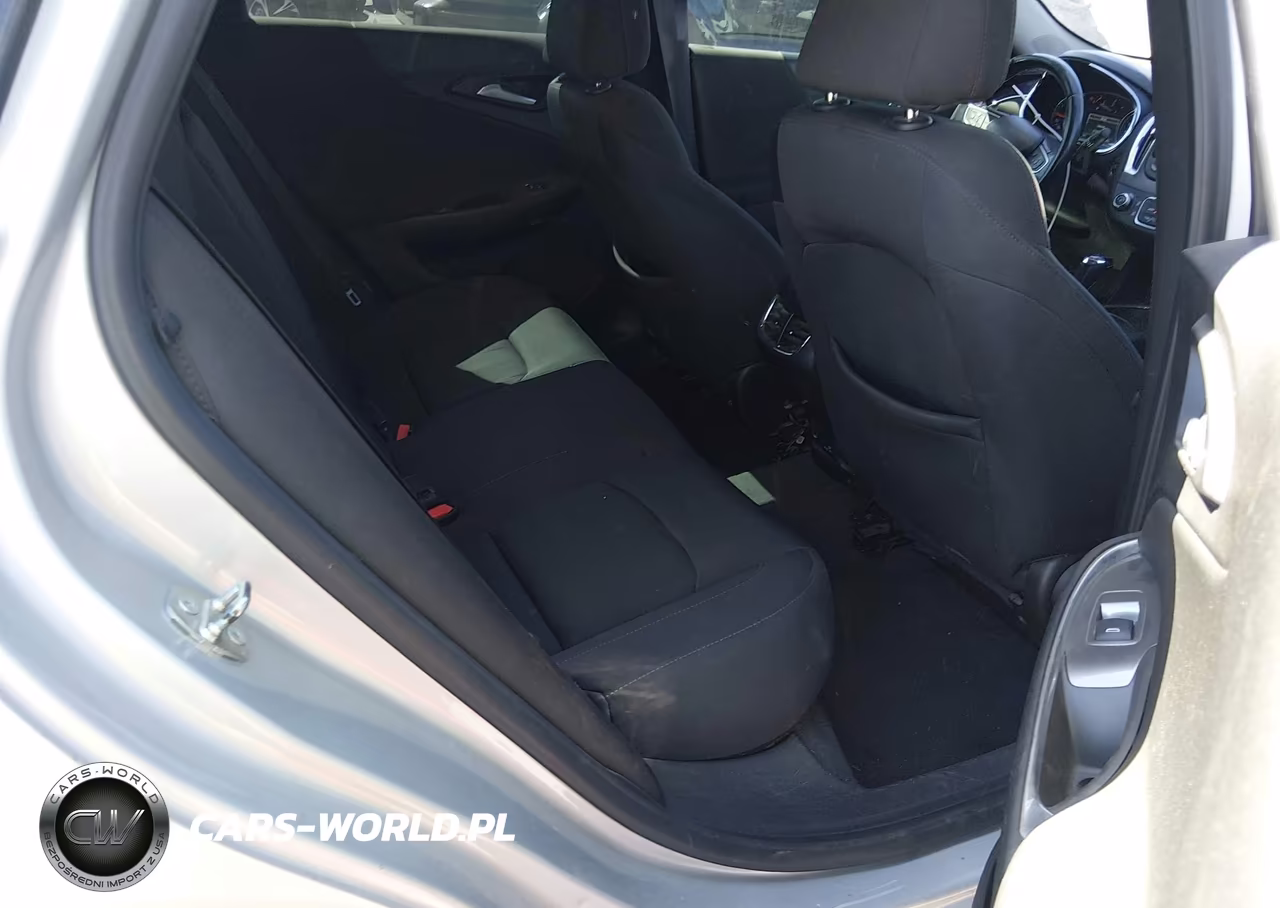 2018 Chevrolet Malibu Lt VIN:1G1ZD5ST6JF234070 - 8